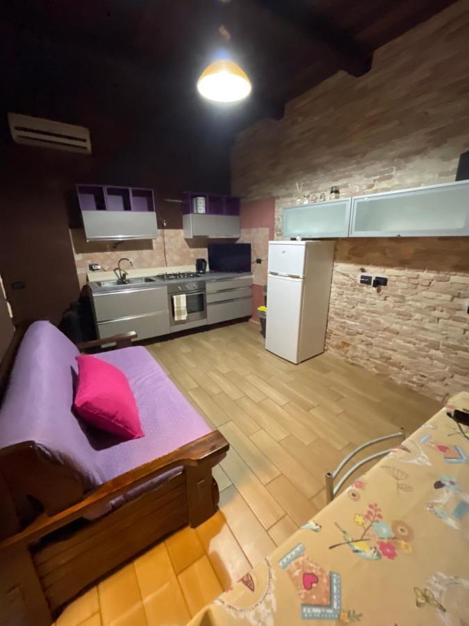 ホテル Matama House カリアリ エクステリア 写真